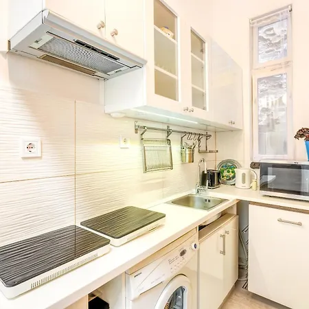 Apartman Central And Cozy - In Vivid Neighbourhood Budapest